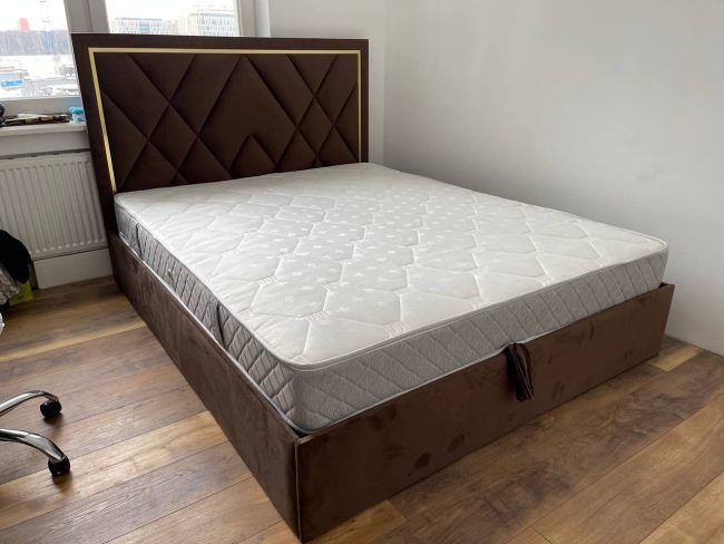 Is an orthopaedic mattress suitable for anyone