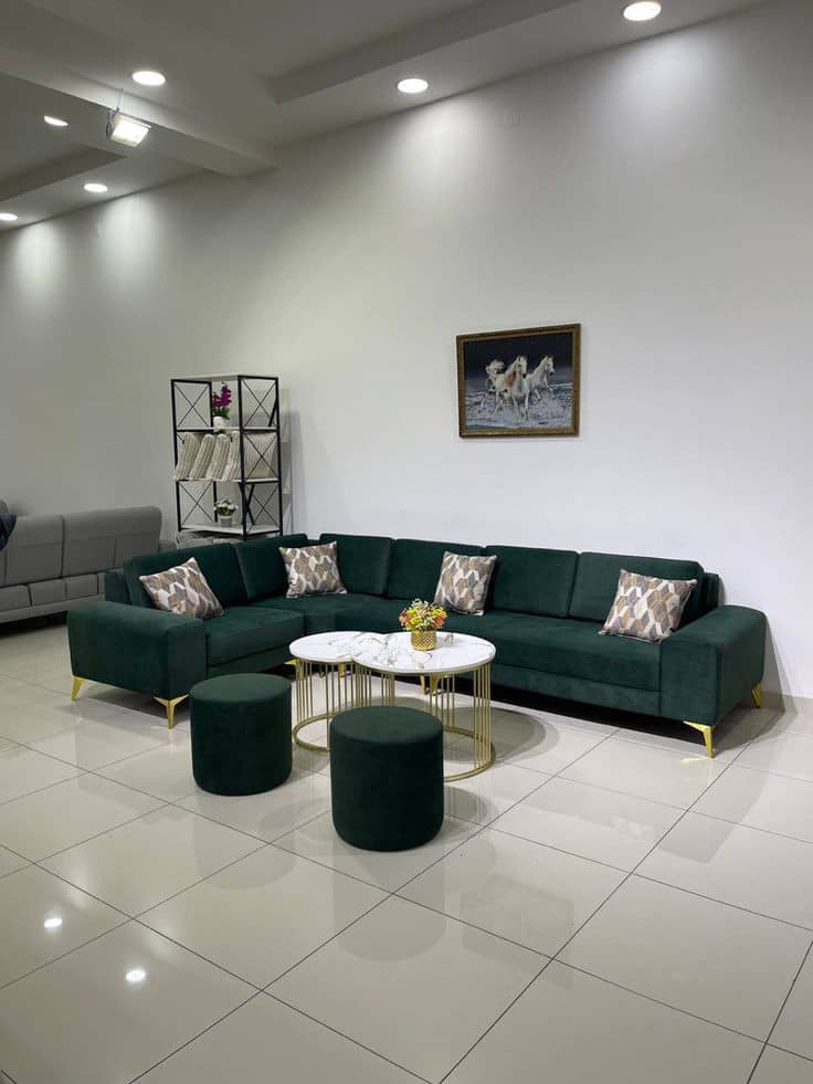 Emerald Glow Contemporary Set